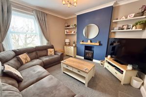 FFF Lounge- click for photo gallery